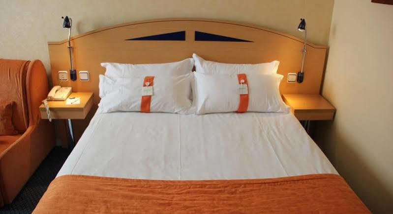 Express San Sebastian De Reyes, An Ihg 2* San Sebastián de los Reyes